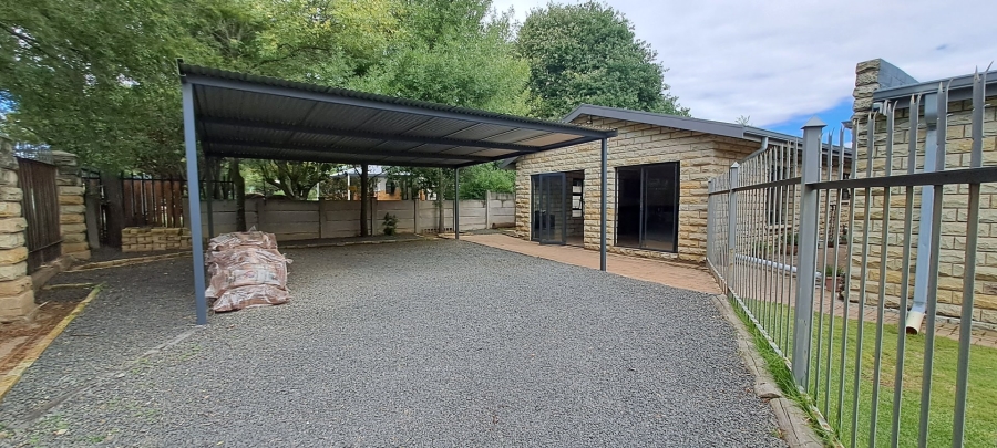 To Let 1 Bedroom Property for Rent in Morelig Free State